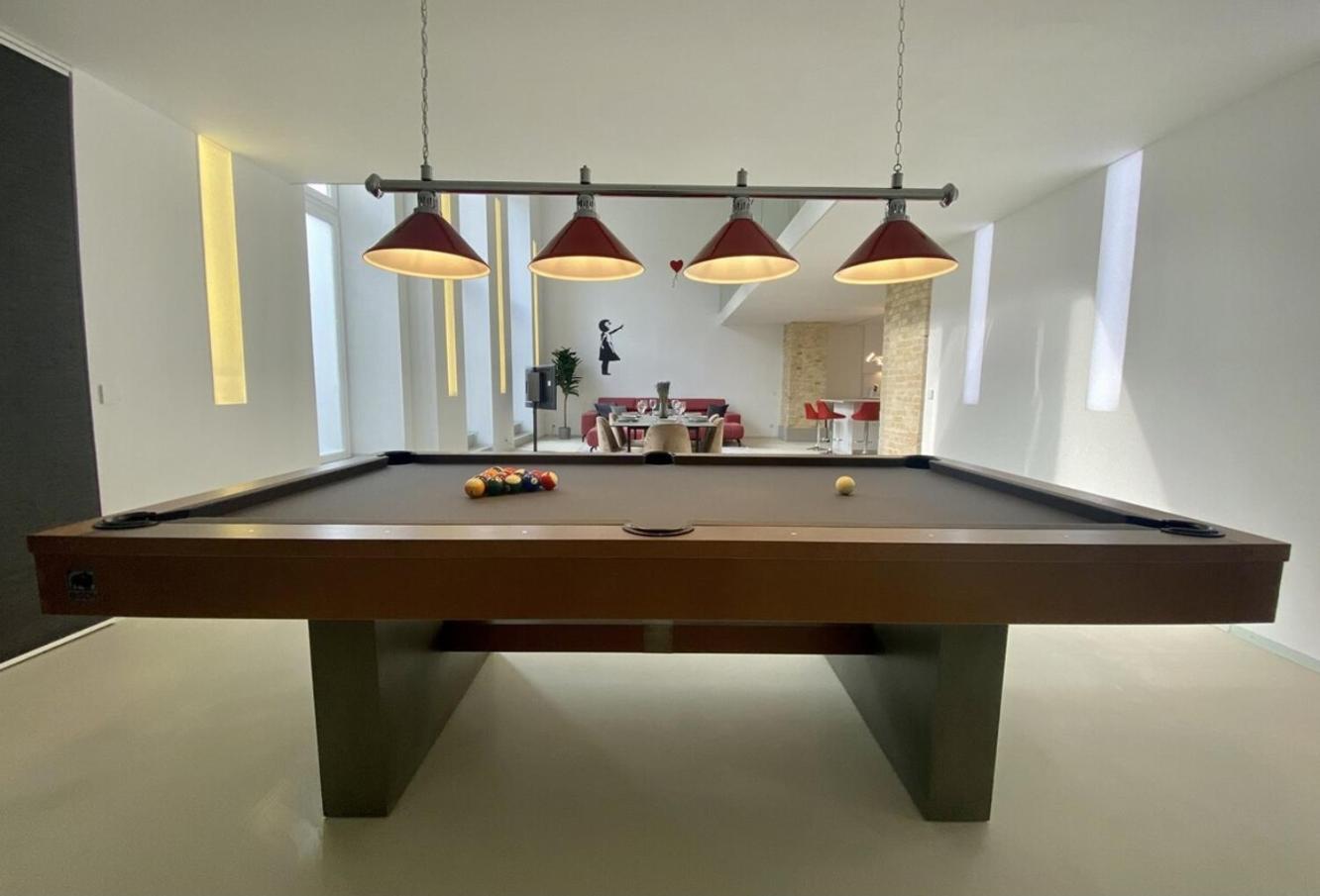 Loft With Pool Table, Kitchen Island & Gallery Appartement *